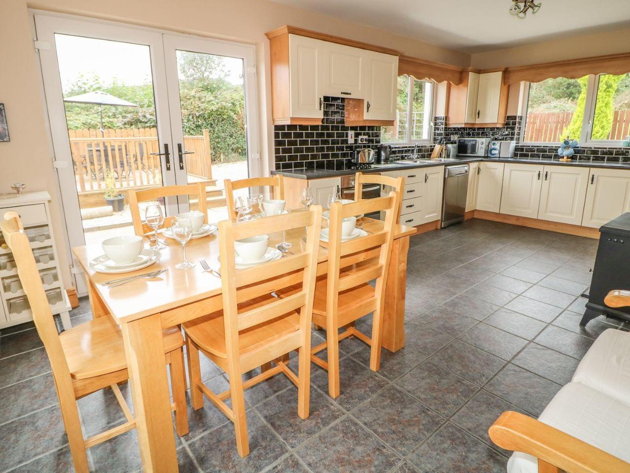 Kate'S Cottage Rathmullan Ngoại thất bức ảnh