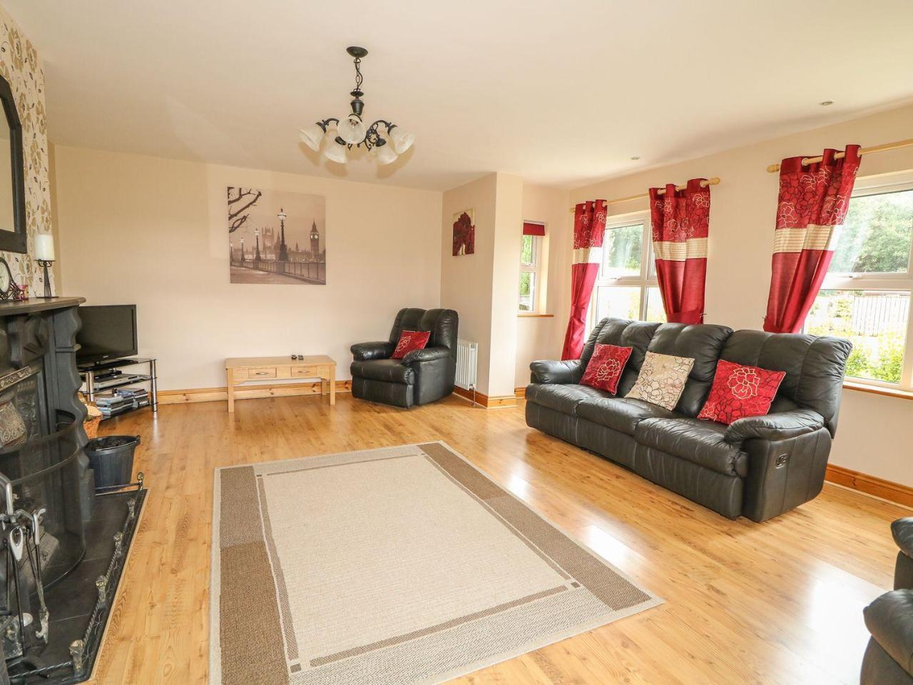 Kate'S Cottage Rathmullan Ngoại thất bức ảnh